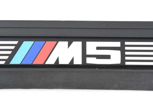 Embellecedor entrada puerta delantera derecha OEM 51472466368 para BMW E39. Pieza original BMW.