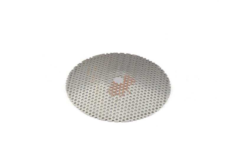 Tubo de aspiración de aceite OEM 11411706896 para BMW E21, E30, E28, E34. Original BMW