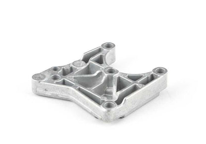 Assisted steering pump support OEM 32417799209 for BMW E90, E90N, E91, E91N, E92, E92N. Original BMW.