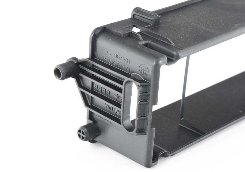 Marco soporte radiador OEM 17117849683 para BMW X5 M (F85) y X6 M (F86). Compatible con motores S63R. Original BMW.