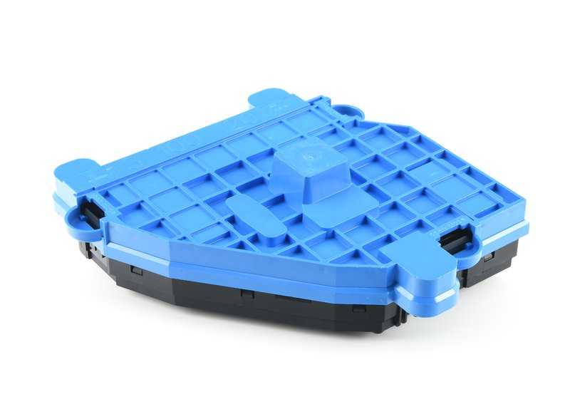 Distribuidor de corriente trasero OEM 61149234424 para BMW F07, F10, F11, F18, F12, F13, F01, F02, F04. Original BMW.