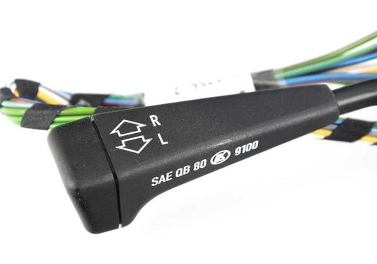 Interruttore intermittente, luci corte e lunghe OEM 61311368258 per BMW E28. BMW originale.