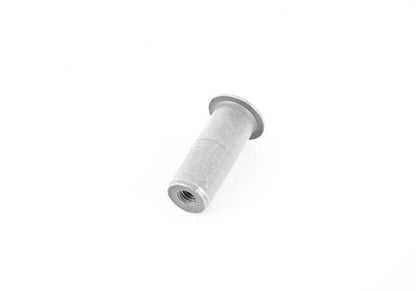 Tuerca de remache ciego cabeza plana para BMW F06, F12, F13, F25, F26, F15, F85, F16, F86, E89 (OEM 07147220173). Original BMW