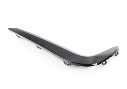 Embellecedor lateral derecho OEM 51118064980 para BMW G30 y G31. Original BMW.