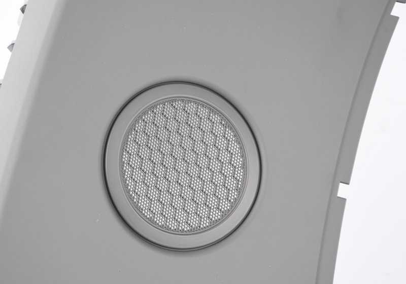 Panel lateral trasero izquierdo superior OEM 51437055403 para BMW Z4 E85. Original BMW.