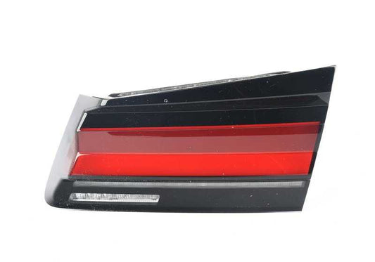 Piloto trasero derecho LED portón OEM 63218493820 para BMW F90, G30. Luz trasera original BMW.
