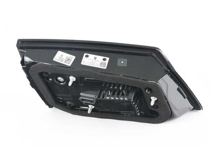 Piloto trasero derecho LED portón OEM 63218493820 para BMW F90, G30. Luz trasera original BMW.