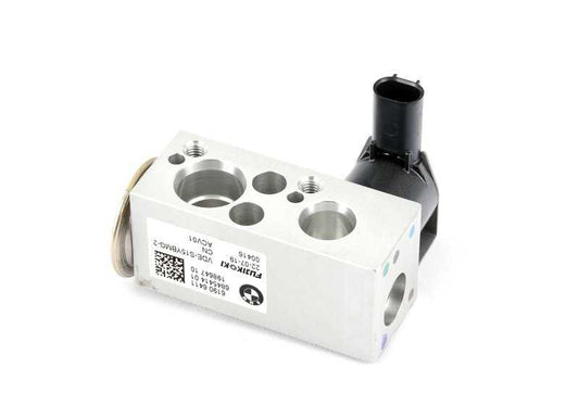 Válvula de expansión aire acondicionado OEM 64116845414 para BMW F45, F48, I01, I12, I15 y MINI F54, F56, F60. Compatible con versiones i3, 225xe y más. Original BMW y MINI.