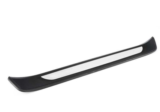 Embellecedor Umbral de Puerta Derecho Delantero OEM 51477255930 para BMW E90, E91. Original BMW.