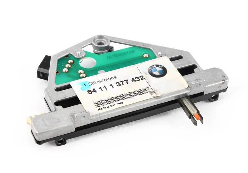 Leva di controllo OEM 6411137432 per BMW E24. BMW originale.