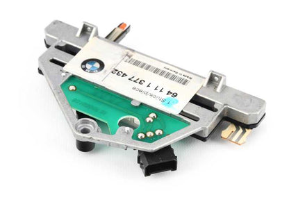 Leva di controllo OEM 6411137432 per BMW E24. BMW originale.