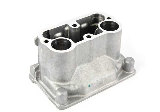 Inserto del alojamiento de bujía OEM 11127605104 para BMW E82, E88, F20, F21, F22, F23, F87, E90, E91, E92, E93, F30, F31, F34, F80, F32, F33, F36, F82, F83, F07, F10, F11, F06, F12, F13, F01, F02, E84, F25, F26, E70, F15, E71, F16. Original BMW.