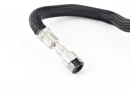 Manguera de combustible para BMW X5 E70, X6 E71 (OEM 13537582065). Original BMW