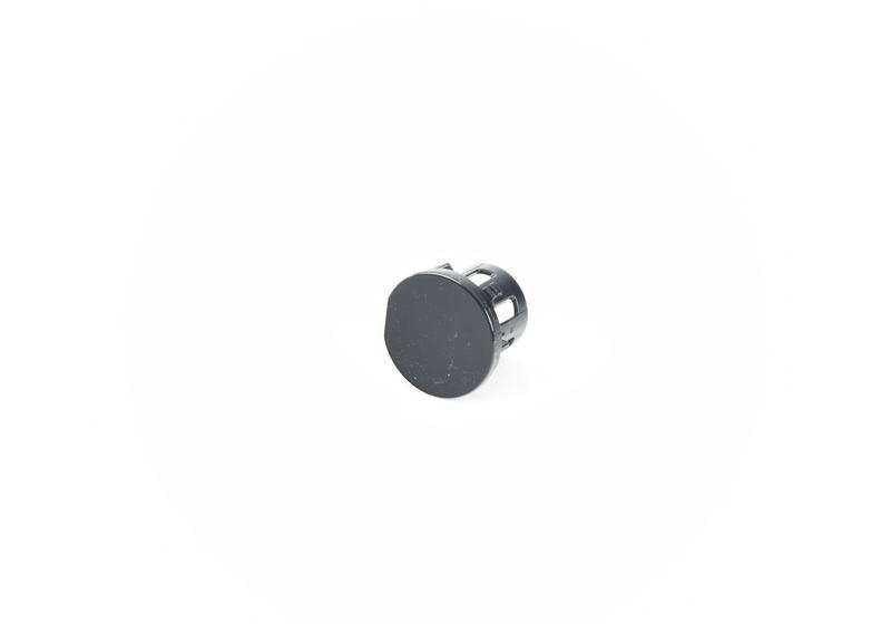 Tapa embellecedora OEM 51118068300 para BMW Serie 7 G11, G12 (modelos 725d, 730d, 730i, 740d xDrive). Compatible con versiones de tracción trasera y xDrive. Original BMW.