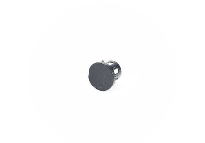 Tapa embellecedora OEM 51118068300 para BMW Serie 7 G11, G12 (modelos 725d, 730d, 730i, 740d xDrive). Compatible con versiones de tracción trasera y xDrive. Original BMW.
