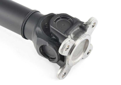 Cardán delantero OEM 26209425909 para BMW X3 F25 y F26 (modelos xDrive20d, xDrive20i) con cambio manual o automático y tracción total. Compatible con motores N47, B47 y N20. Original BMW.