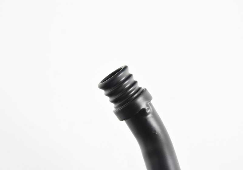 Tubo de avance refrigerante OEM 11531407182 para BMW E39, E52, Z8. Original BMW.