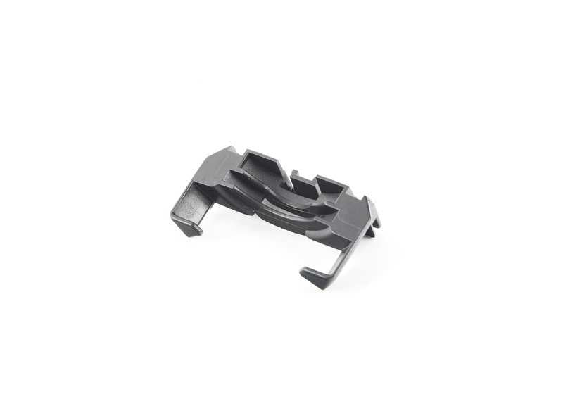 Soporte cierre tapón de combustible OEM 51177009917 para BMW E36 y Z3. Original BMW.