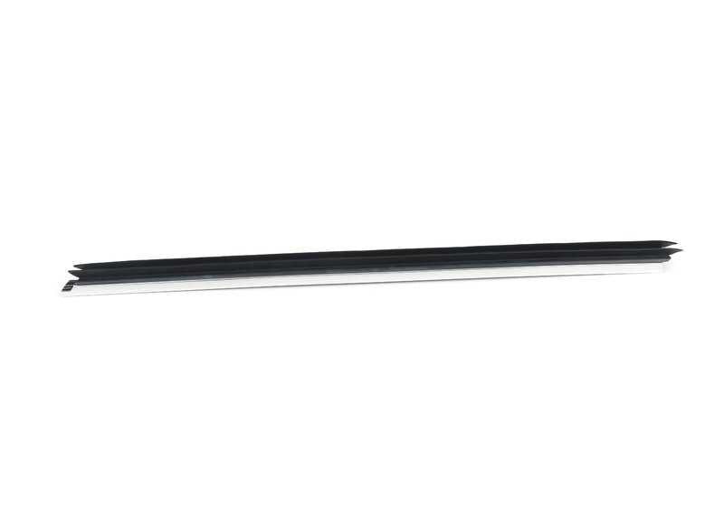 OM 51228218801 Embell di interni posteriori per la BMW E39. BMW originale.
