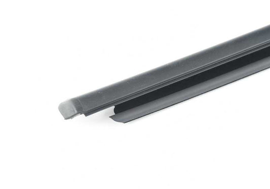 Sellado exterior de puerta trasera izquierda OEM 51357258291 para BMW F31. Original BMW.