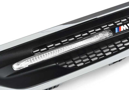 Rejilla decorativa lateral delantera derecha OEM 51134805798 para BMW Serie 5 F10. Original BMW.