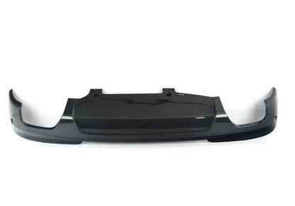 Embellecedor trasero del paragolpes OEM 51128051224 para BMW F07. Pieza exterior original BMW.