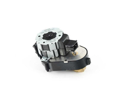 Actuador de regulación calefacción OEM 64118364760 para BMW E36, E34, E32, E31. Original BMW.