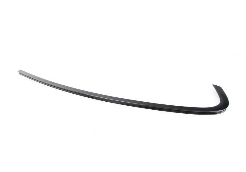 Moldura superior del marco de la ventana puerta trasera derecha OEM 51357390126 para BMW F90, G30. Original BMW.