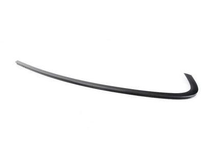 Moldura superior del marco de la ventana puerta trasera derecha OEM 51357390126 para BMW F90, G30. Original BMW.