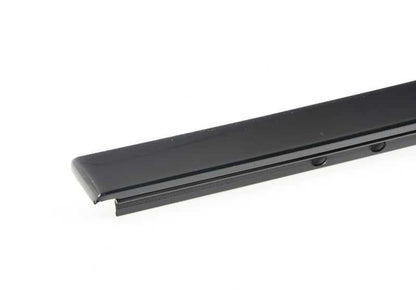 Moldura superior del marco de la ventana puerta trasera derecha OEM 51357390126 para BMW F90, G30. Original BMW.