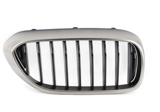 Rejilla decorativa delantera derecha OEM 51138070470 para BMW G30 y G31 (M550d xDrive, M550i xDrive). Compatible con modelos fabricados entre 2017 y 2020. Pieza original BMW.