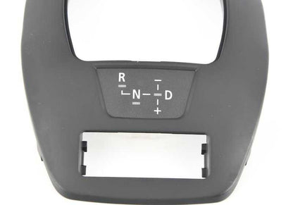 Embellecedor interior puerta OEM 51167158479 para BMW E81, E87. Original BMW.