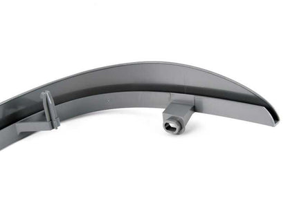 Embellecedor asiento delantero OEM 52108235778 para BMW E46, E53. Original BMW.