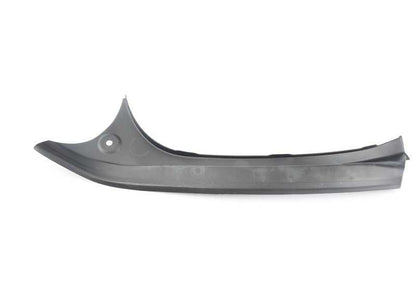 Cubierta canaleta de agua izquierda OEM 51717145817 para BMW Serie 7 E65, E66. Pieza original BMW.