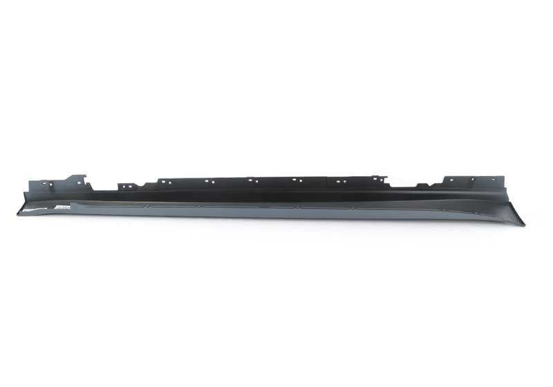 Cubierta lateral de estribo izquierda imprimada OEM 51778059573 para BMW F80, F80N. Pieza original BMW.