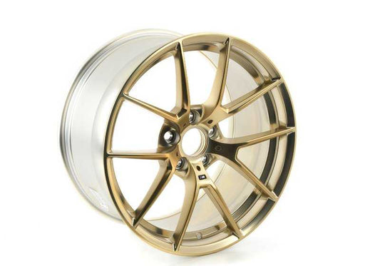 Llantas de aleación M Performance Y-Spoke 763 19" Frozen Gold OEM 36108089343 para BMW F87N. Original BMW.