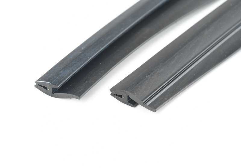 Junta para cassette del techo solar OEM 54107275842 para BMW F10 {518d, 520d}. Compatible con modelos fabricados entre 2010 y 2016. Original BMW.