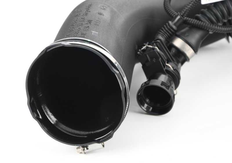Tubo de admisión de aire OEM 13718574784 para BMW F10, F02. Pieza original BMW.