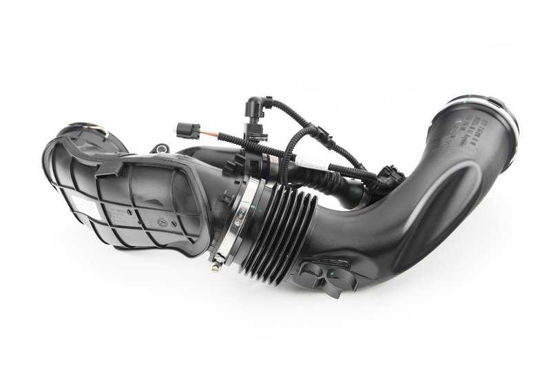 Tubo de admisión de aire OEM 13718574784 para BMW F10, F02. Pieza original BMW.