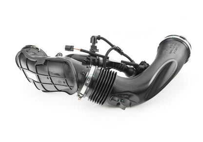 Tubo de admisión de aire OEM 13718574784 para BMW F10, F02. Pieza original BMW.