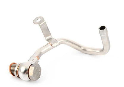 OEM -Kühlrohr 11538053158 für BMW F10, F06, F12, F13. Es leitet die Zylinderflüssigkeit 1 bis 4. Mit Turboladerkühlsystem kompatibel. Original BMW.