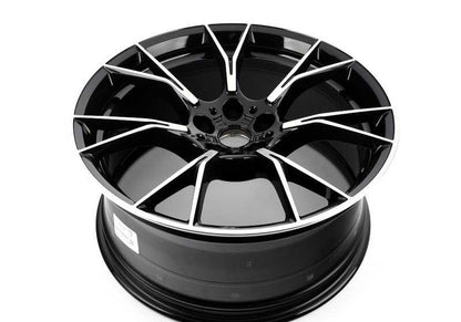 Llanta de aleación M Y-Spoke 789 OEM 36118073849 para BMW F90. Original BMW.