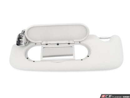 Parasol izquierdo con etiqueta Satellite Grey OEM 51167382107 para MINI F55, F56, F56 BEV, F56 LCI, F56 BEV LCI, F65. Original MINI.