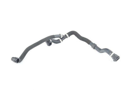 Manguera de Refrigerante para BMW X5 E70, X6 E71 (OEM 17127589732). Original BMW