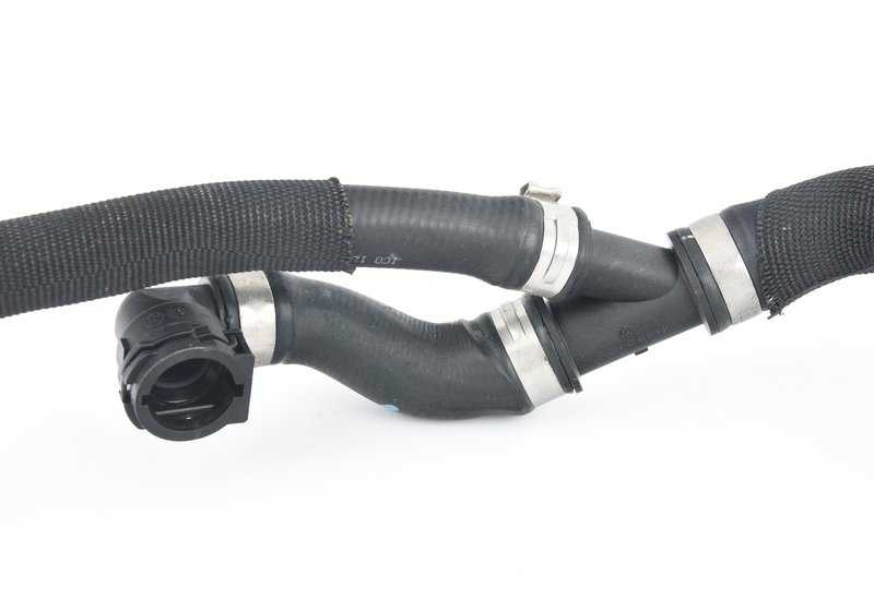 Manguera de Refrigerante para BMW X5 E70, X6 E71 (OEM 17127589732). Original BMW