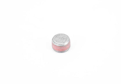Tornillo de cierre OEM 11117545230 para BMW (E36, E46, E34, E39, E60, E61, E63, E64, E38, E65, E66, E53, E70, E85, E86, E52). Repuesto original BMW.