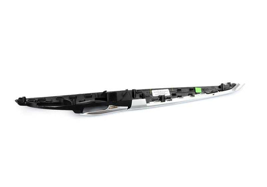 Moldura decorativa izquierda OEM 51417381883 para BMW F15, F85, F16. Original BMW.