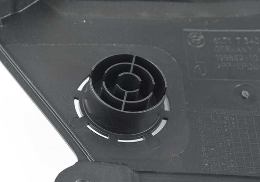 Couverture de financement de SAFT gauche pour BMW G20, G21, G28 (OEM 51757340861). BMW d'origine