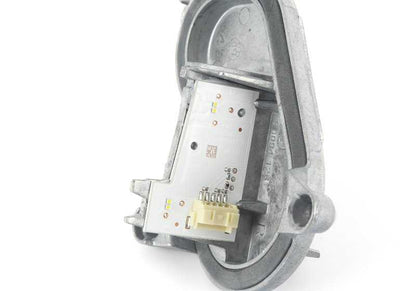 Módulo LED luz diurna derecha OEM 63117493228 para BMW F80, F32, F33, F36, F82, F83. Original BMW.
