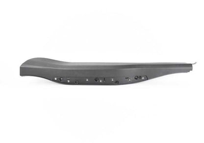 Embellecedor derecho de entrada OEM 51477314938 para BMW I12, I12N, I15. Original BMW.
